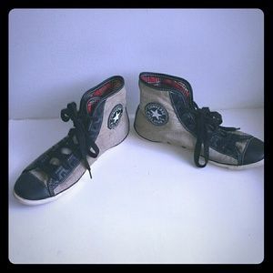 Rare Converse Shoes with Plaid Interior Size 7